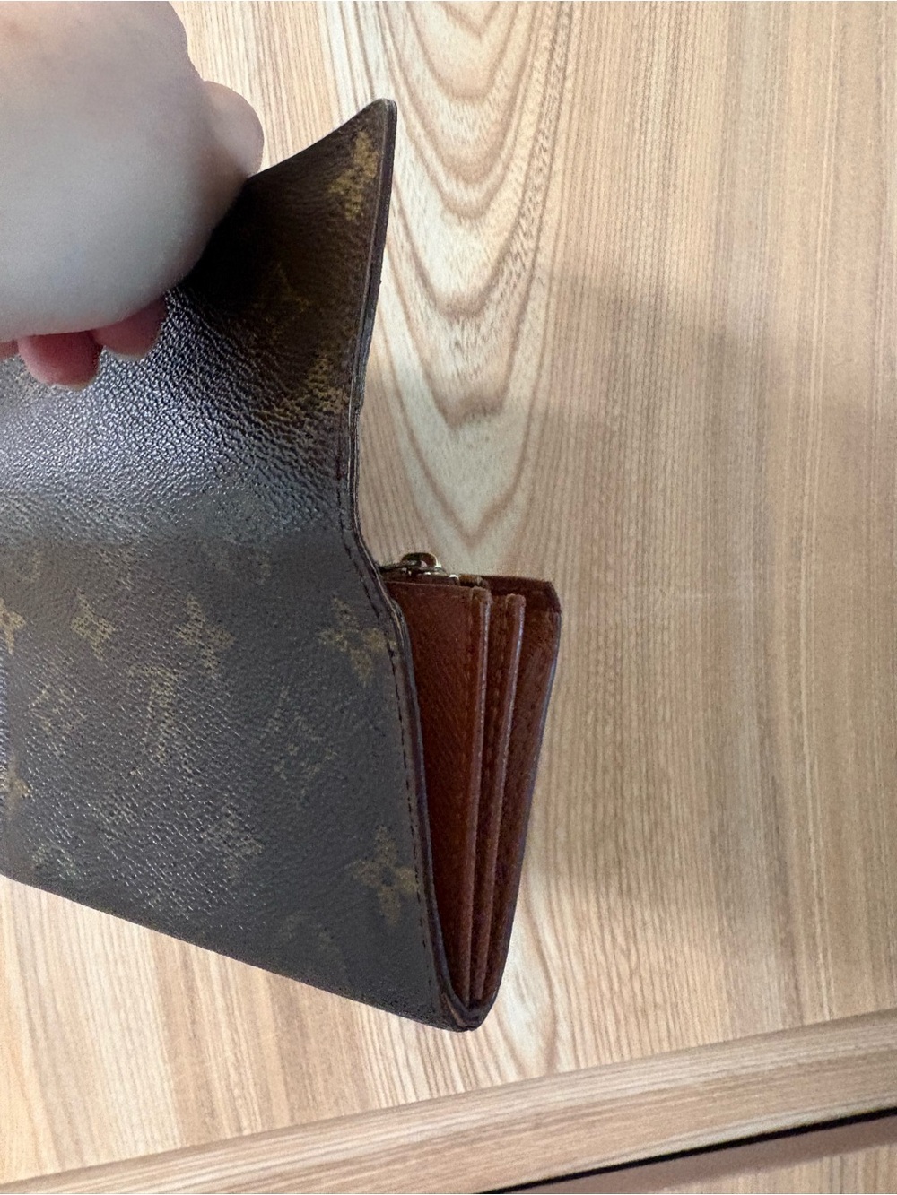 Authentic Louis Vuitton Monogram Canvas small Wallet - Picture 5 of 15